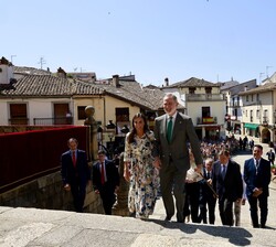 Los Reyes llegan al Real Monasterio de Santa María de Guadalupe