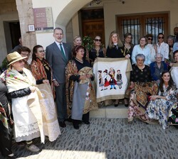 Los Reyes con los vecinos de Guadalupe