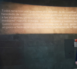 Su Majestad el Rey a su llegada al auditorio de la Fundación Rafael del Pino