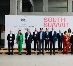 El Rey junto a las autoridades asitentes al “South Summit 2025”