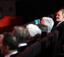 El Rey durante la intervención de María Benjumea, fundadora y presidenta de South Summit