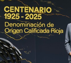 Don Felipe en un momento del acto