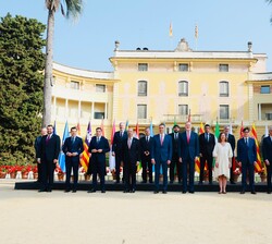 Su Majestad el Rey con los presidentes de las Comunidades Autónomas y de las Ciudades Autónomas