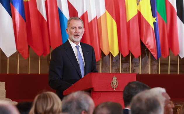 Don Felipe durante su intervención en el Salón de Columnas