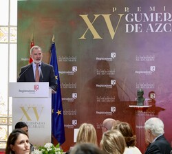 Su Majestad el Rey durante sus palabras en la entrega del Premio “Gumersindo de Azcárate”