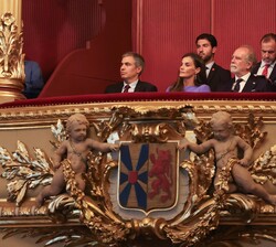 Su Majestad la Reina en el palco del Real Teatro Municipal de Brujas (Bélgica)