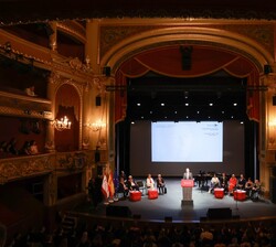 Intervención de Don Felipe en el Real Teatro Municipal de Brujas (Bélgica)