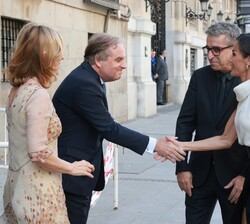 Su Majestad la Reina recibida por el presidente de Vocento, Ignacio Ybarra