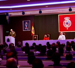Clausura del XXVI curso de Estado Mayor de la Escuela Superior de las Fuerzas Armadas, presidida por Su Majestad el Rey