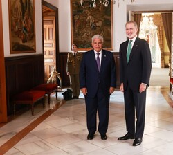 EL Rey junto al presidente de la República de Panamá