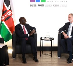 Un momento durante el encuentro mantenido entre Su Majesatd el Rey y el presidente de la República de Kenia, William Ruto