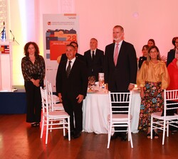 Un momento durante la interpretación del himno de España