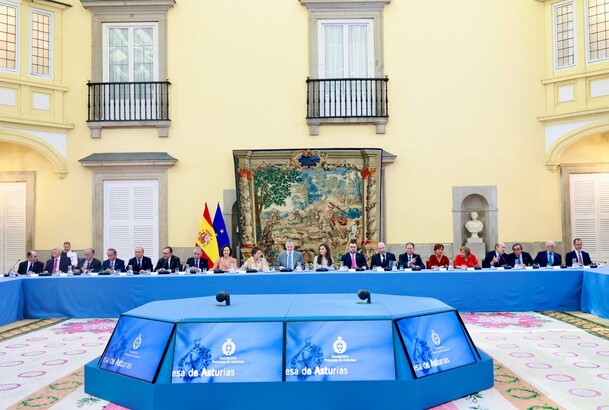 Don Felipe y Doña Letizia presiden la reunión anual con los miembros de los Patronatos de la Fundación Princesa de Asturias