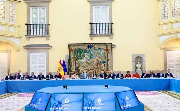 Don Felipe y Doña Letizia presiden la reunión anual con los miembros de los Patronatos de la Fundación Princesa de Asturias