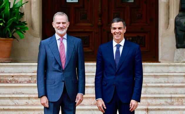 Su Majestad el Rey con el Presidente del Gobierno en el Palacio de Marivent