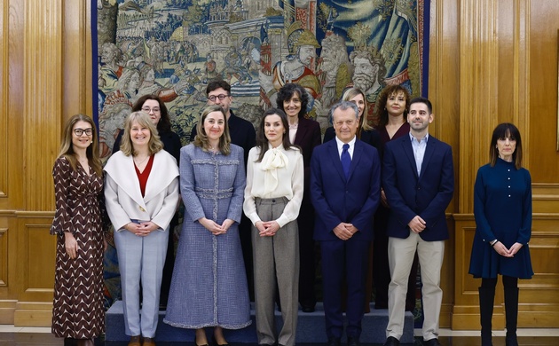 Su Majestad la Reina junto a la representación de la Sociedad Española de Cuidados Paliativos (SECPAL)  que asistió a la audiencia