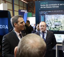 Su Majestad el Rey en una demostración del programa Nimbus