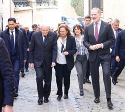 Recorrido a pie por Salamanca del Rey y el presidente Mattarella