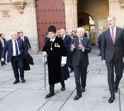 El Rey y el presidente Mattarella acceden a la Universidad