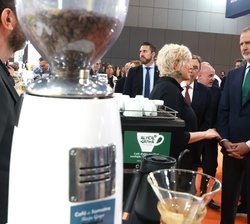 El Rey durante la visita a “Alimentaria 2026”