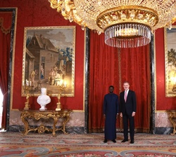 Su Majestad el Rey junto al Presidente de la República de Senegal