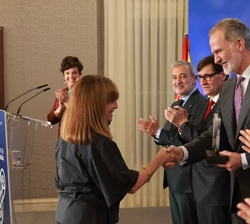 Su Majestad el Rey entrega del Premio Nacional de Investigación “Alejandro Malaspina”, en el área de ciencias de los recursos naturales a 