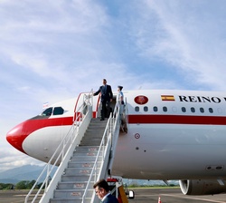 Su Majestad el Rey, a su llegada al Aeropuerto Internacional “Juan Santamaría” de San José de Costa Rica