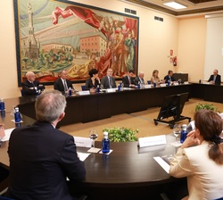Reunión del Patronato de la Fundación CODESPA, presidida por Su Majestad el Rey