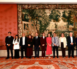 Fotografía de grupo con representantes del ámbito iberoamericano de las enfermedades raras