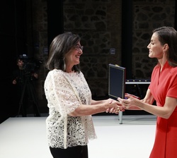 María Consuelo Loureiro "Chelo Loureiro" recibe la Medalla de Oro al Mérito en las Bellas Artes 2024