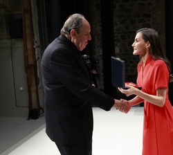Josep María Pou recibe la Medalla de Oro al Mérito en las Bellas Artes 2024