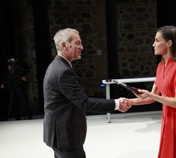 Juan José Merín, presidente de la Fundación Voces para la Conciencia y el Desarrollo, recoge la Medalla de Oro al Mérito en las Bellas Artes 2024