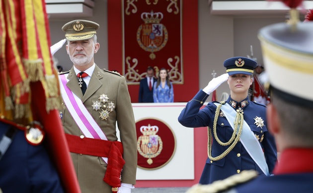 Su Majestad el Rey y Su Alteza Real la Princesa de Asturias durante el homenaje a los que dieron su vida por España