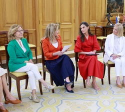 Su Majestad la Reina durante la audiencia