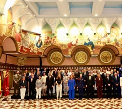 Su Alteza Real la Princesa de Asturias junto a los diputados de la Asamblea Regional de Murcia