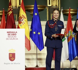 Su Alteza Real la Princesa de Asturias recibe la Medalla de Oro de la Región de Murcia