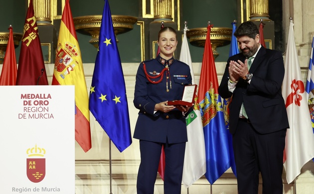 Su Alteza Real la Princesa de Asturias recibe la Medalla de Oro de la Región de Murcia