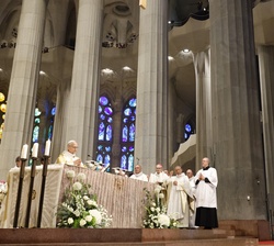 Don Felipe y Doña Letizia durante unos de los momentos de la liturgia