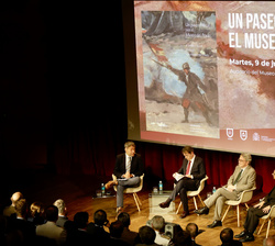Panel en el que participan el doctor Enrique García Hernán, el escritor Andrés Trapiello y el pintor Augusto Ferrer-Dalmau, moderado por el periodista
