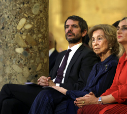 Su Majestad la Reina Doña Sofía ocupó su lugar para el concierto inaugural