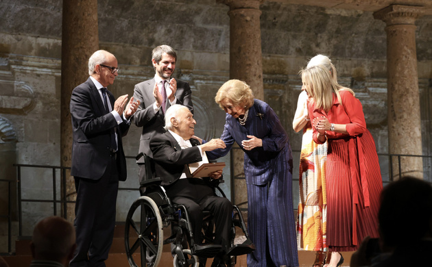 Entrega de la Medalla de Honor de la 75 edición del festival al maestro Zubin Mehta