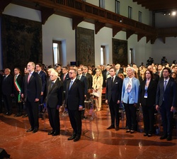 Vista general de la Sala de los Tapices de la sede de la Fundación Giorgio Cini durante la interpretación de los Himnos 