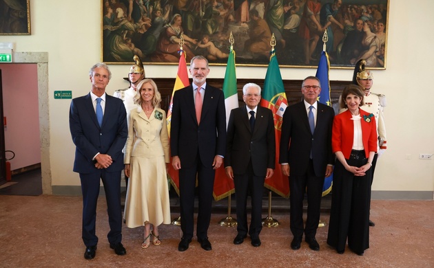 Su Majestad el Rey junto a Sus Excelencias los presidentes de las Repúblicas Italiana y  Portuguesa y los presidentes de COTEC