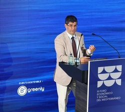 Ponencia “Transformando nuestra economía en torno a la naturaleza: hacia una bioeconomía circular” a cargo del director ejecutivo de Circu