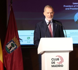 Su Majestad el Rey durante su intervención en el acto