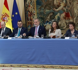 Don Felipe y Doña Letizia presiden la reunión anual con los miembros de los Patronatos de la Fundación Princesa de Asturias