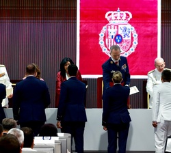 Su Majestad el Rey preside la entrega de diplomas del XXVII Curso de Estado Mayor