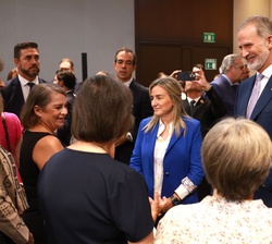 S.M. el Rey en un momento durante el encuentro