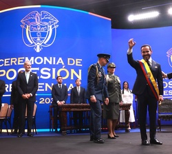 Su Majestad el Rey durante la ceremonia de posesión presidencial