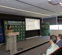 Presentación de la directora general de la Guardia Civil, a Su Majestad el Rey, sobre la misión y visión de la CiberComandancia